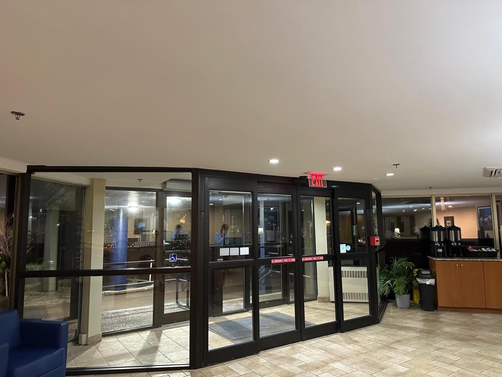 Charlottetown Inn & Conference Centre ภายนอก รูปภาพ