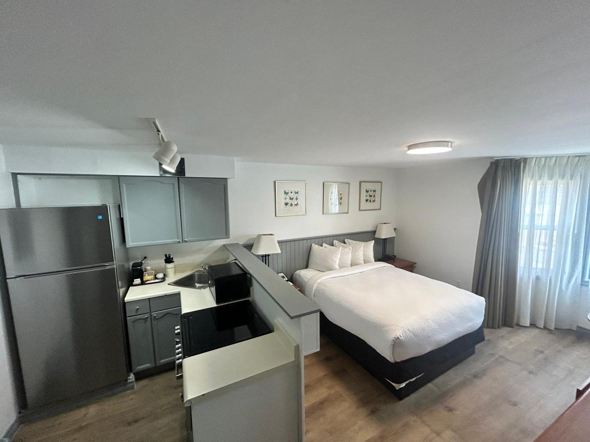 Charlottetown Inn & Conference Centre ภายนอก รูปภาพ